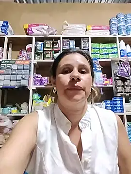 MIA-LARIOS Chat XXX in diretta