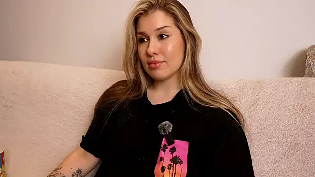 SashaBonfire's Live XXX Chat
