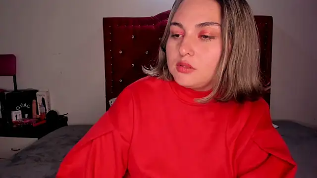 Sofia__bella Adlı Modelin Canlı XXX Sohbeti