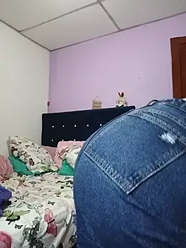 EllisW8 Chat XXX live