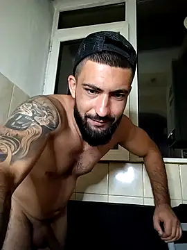 Chat +18 de Tommy_Porn_ ao vivo
