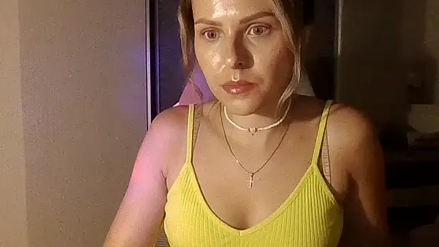 Chat +18 de KookieCrore ao vivo