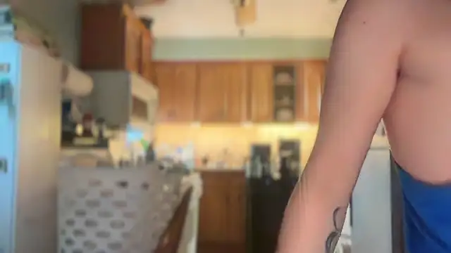 Fr4nk1eFFuxxx's Webcam Show