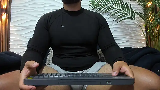 Magnus_Cael élő XXX-chatje