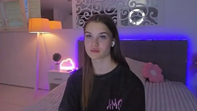 Živý XXX chat LuisaClover