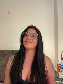 XXX chat uživo modela KallyMyller1