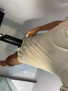 צ'אט XXX בשידור חי של Sebastian_Vega