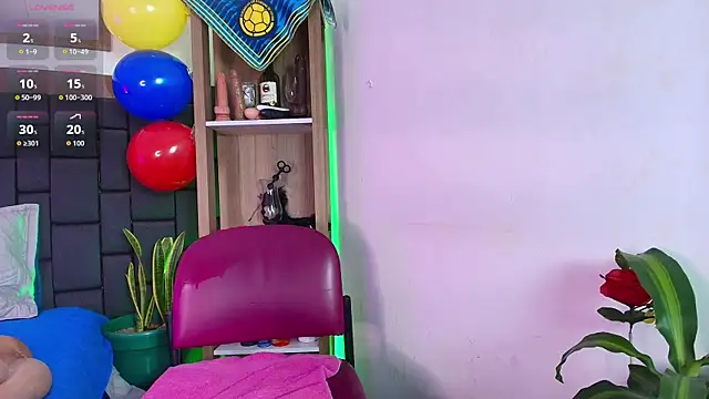 Chat XXX en directo de EllenaBoobs_