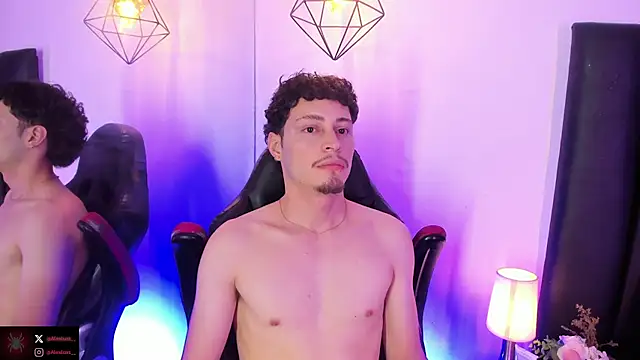 Chat +18 de Alexlux1 ao vivo