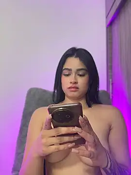 Victoria_Lux_ Show in webcam