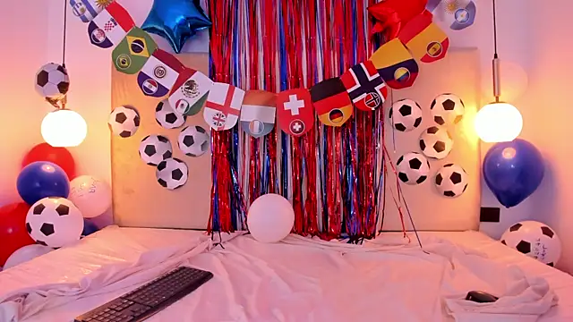 AnnyRhode_ Chat XXX in diretta