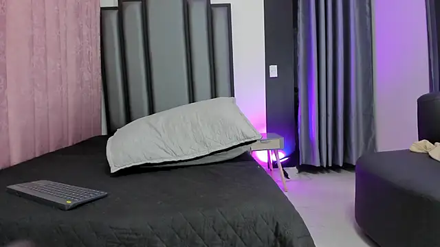 Chat +18 de JustinOrtiz_ ao vivo