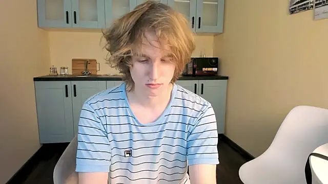 FinnBevn Live XXX chat