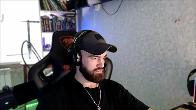 _Serious_Man Chat XXX live