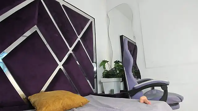 Živý XXX chat may_maireasm