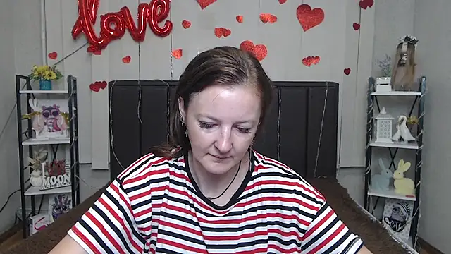 MeganPirs Chat XXX in diretta