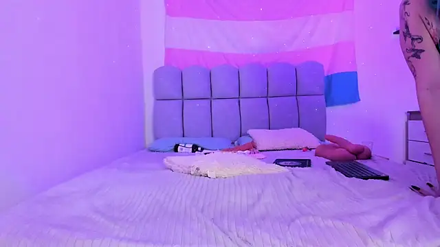 צ'אט XXX בשידור חי של jade_dakota__