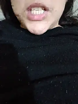 YULL15 live XXX chat