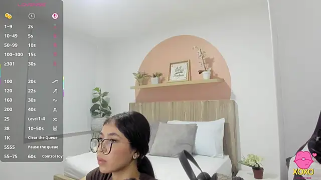 sofi_alix লাইভ XXX চ্যাট