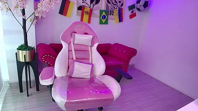 Chat +18 de Miia__owens ao vivo
