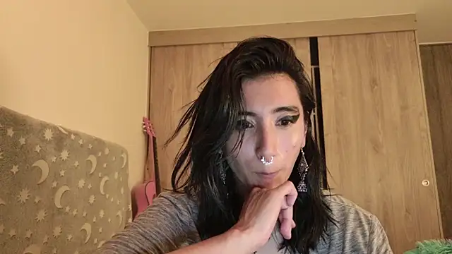 Lunapage_ live XXX chat