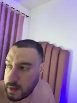Chat XXX en directo de Nicola_D_Angelo