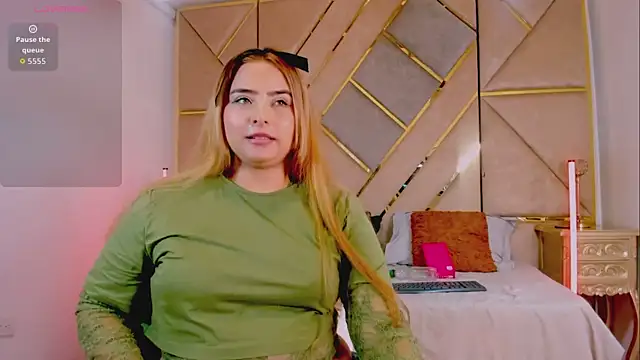 Czat XXX na żywo – MikaelaStone