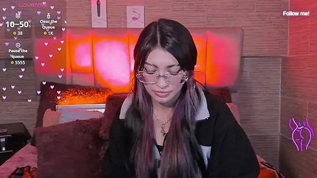 mia_devine_'s Live XXX Chat