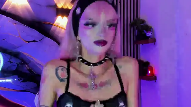 chloe_jacksonn élő XXX-chatje
