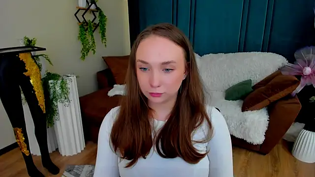 TrueReincarnation live XXX chat