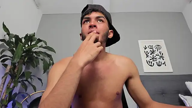 Chat XXX en directo de Tylerffoxx