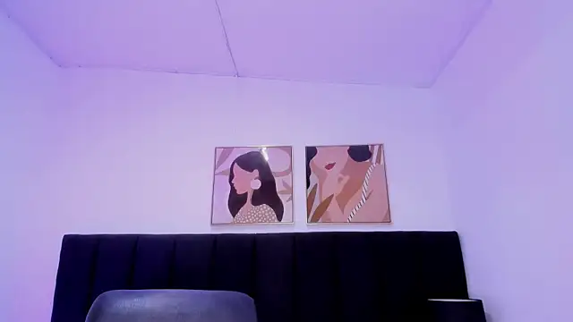 dullce77 Adlı Modelin Canlı XXX Sohbeti