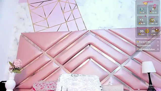 KimberlyBoonee XXX чат на живо
