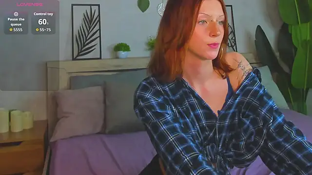 Chat XXX en directo de Nelly-May
