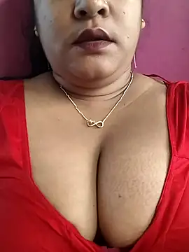pinkisaha75 Adlı Modelin Canlı XXX Sohbeti