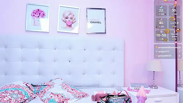 XXX chat uživo modela DianaSheren