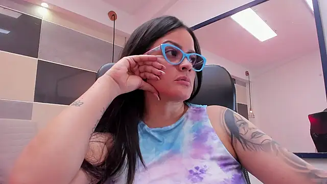 Zara_Jackson Chat XXX live