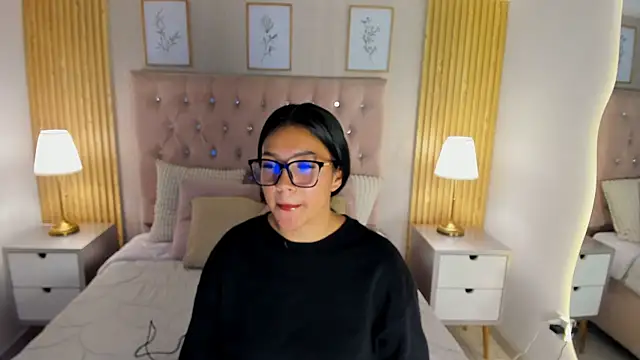 Chat +18 de KamyGlam ao vivo