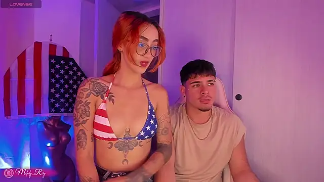 Chat XXX en directo de melodie_roy