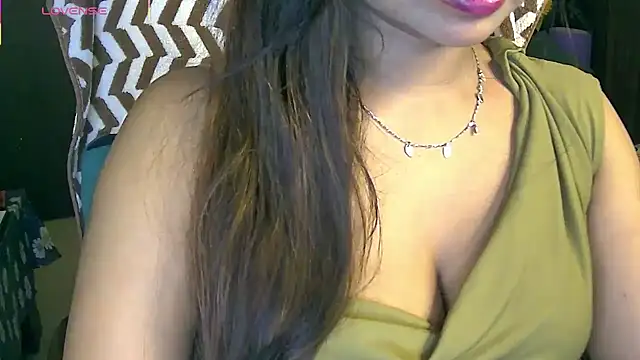Cute-Tara's Live XXX Chat