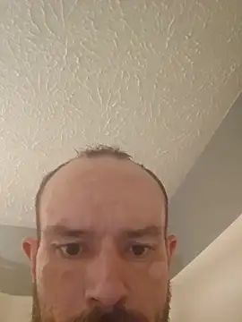 Spunwhiteboy317 Show in webcam