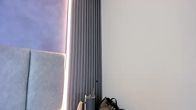 XXX chat uživo modela Morgan_Aura