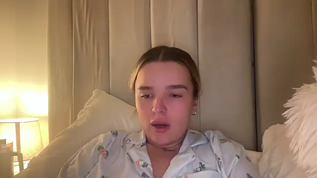 maisiesmithx élő XXX-chatje