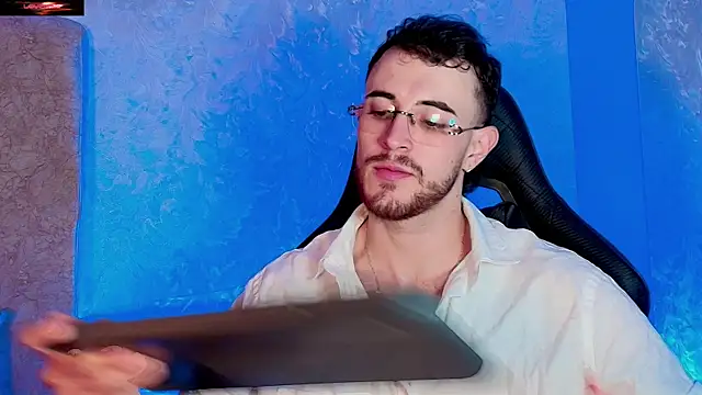 CodyWalkerR 라이브 XXX 채팅
