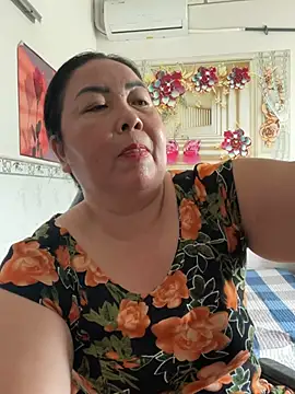 Chat +18 de Alinat_ ao vivo