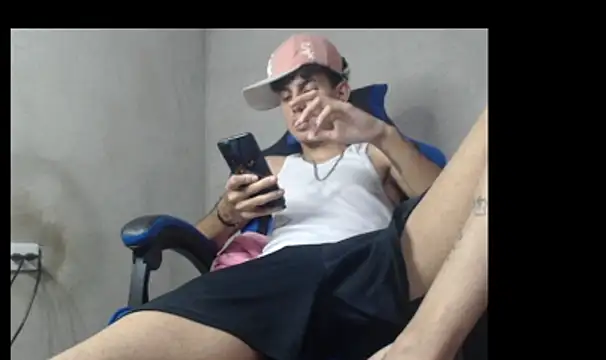 Garu_hot19's Live XXX Chat