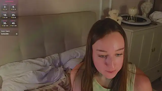 Chatroom XXX en direct de AveriReynolds