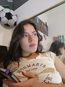 Chat XXX en directo de Danni_shy
