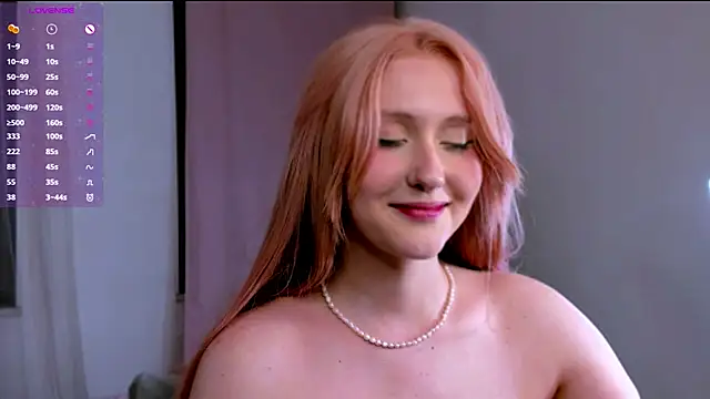 DelilahTaylor élő XXX-chatje