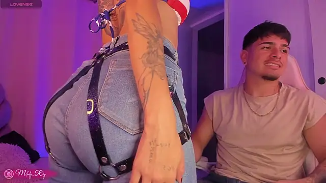 Czat XXX na żywo – melodie_roy
